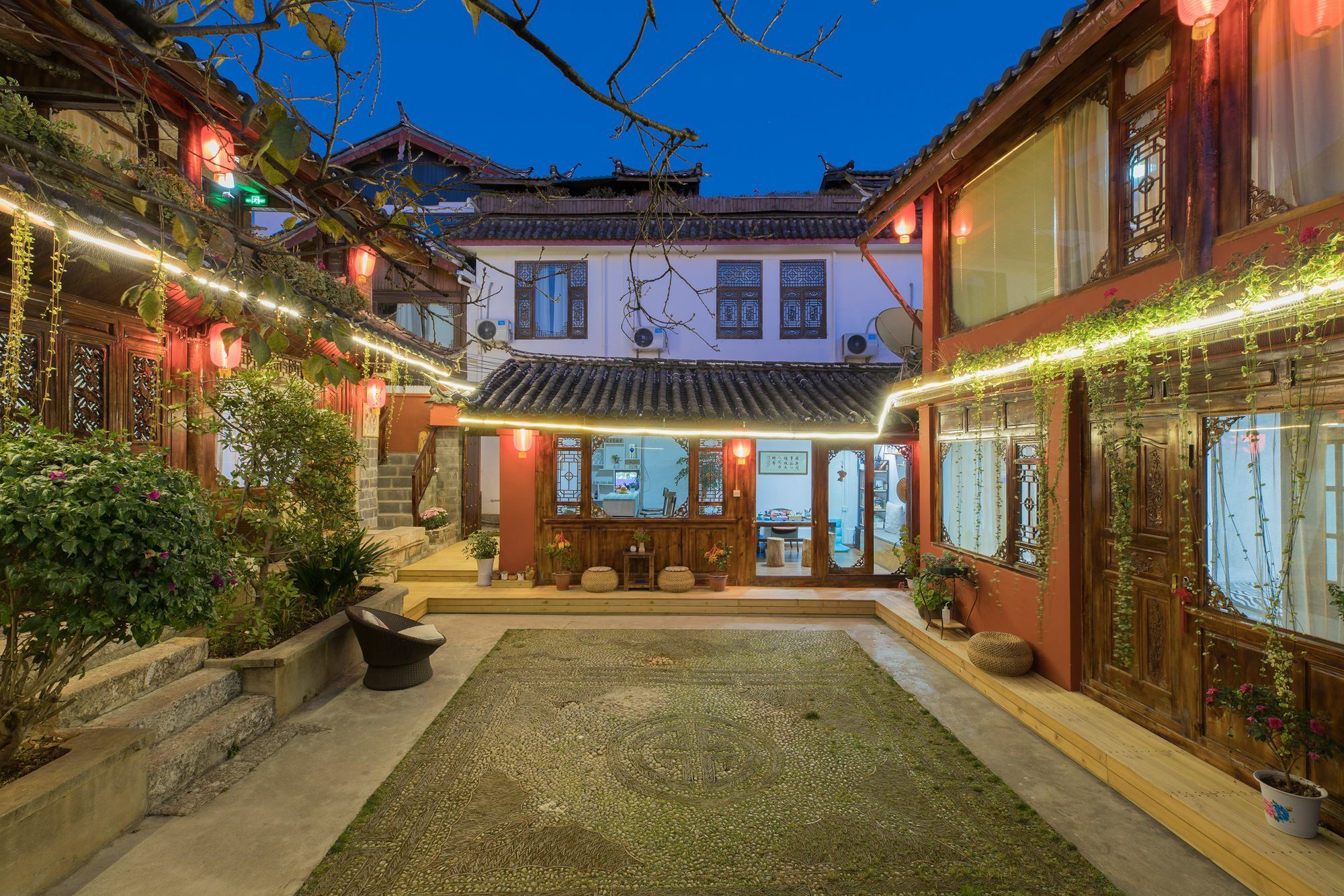 Lijiang Buwuzhai Inn Екстер'єр фото